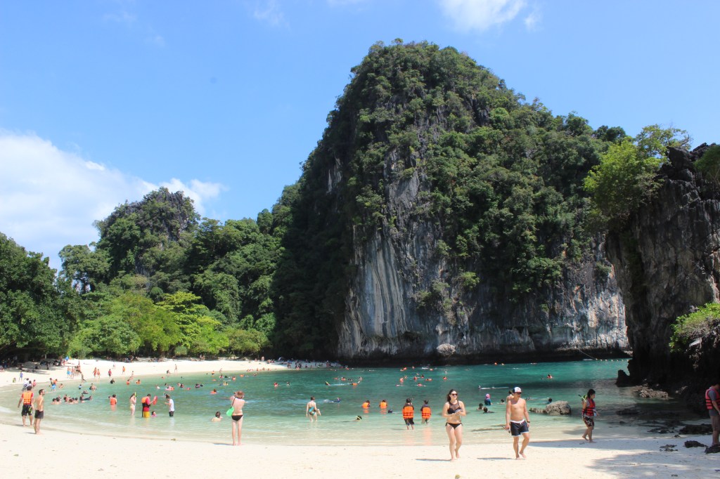 Koh Hong. 
